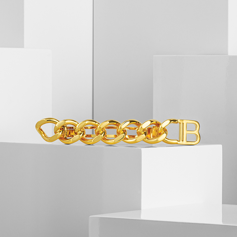 BALMAIN HAIR  Romanttinen yksityiskohta, joka on saanut inspiraationsa ikonisesta pariisilaisesta rakkauden symbolista / Barrette Chain, M (18K kullatud, Limited Edition) - Image 4