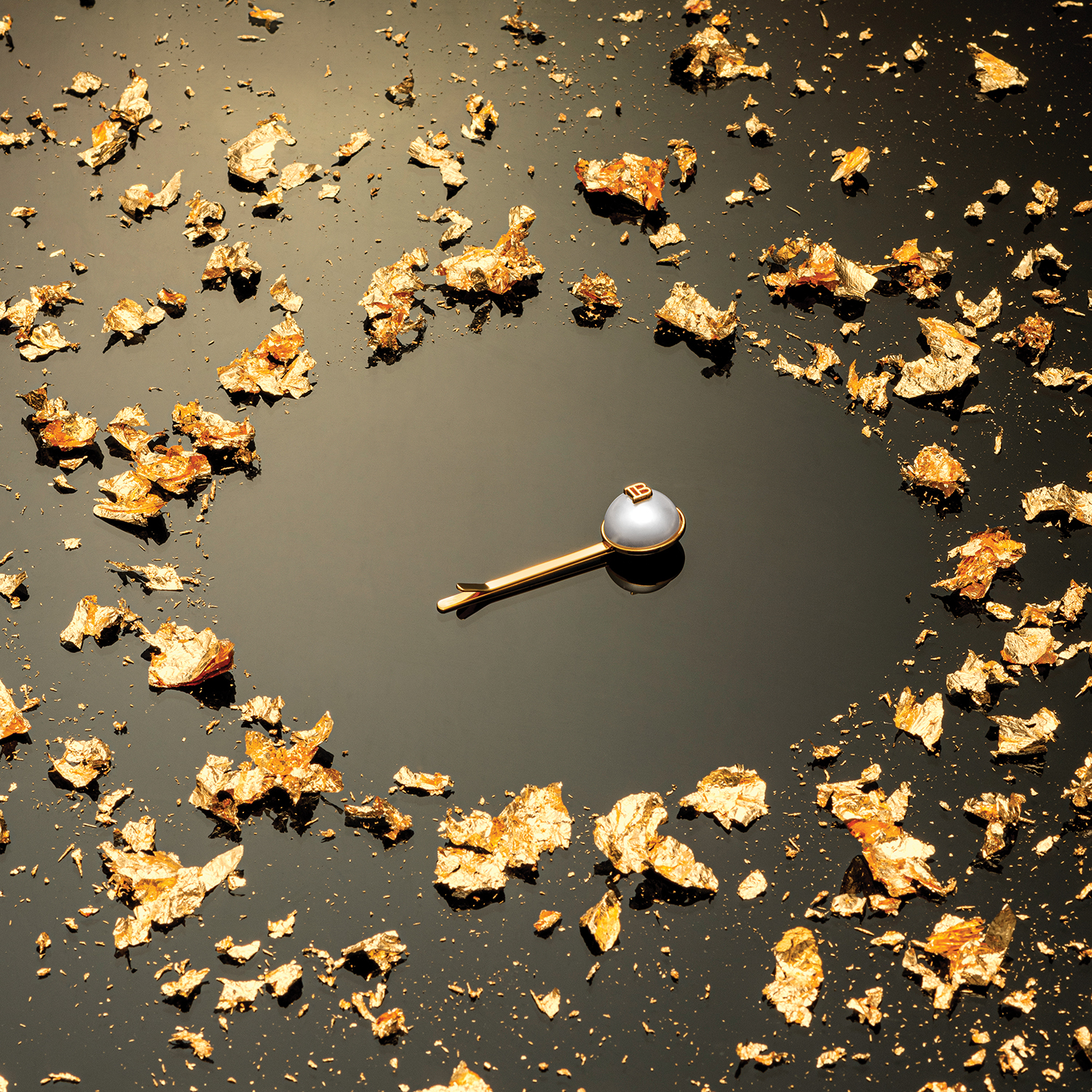 KAMPANJA – BALMAIN HAIR Anniversary Gold & Pearl Hair Clip - Image 3